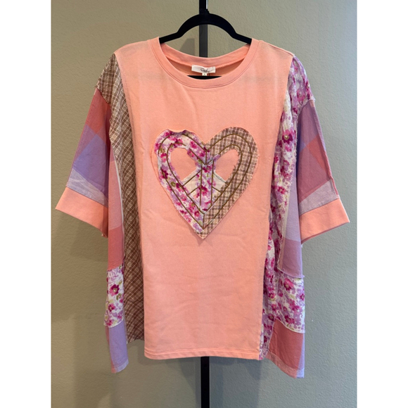 Size S Oversized Easel Heart Patched Top in Peach - Picture 2 of 8